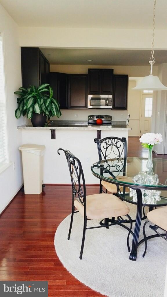 LAKELAND PLACE - Residential Lease