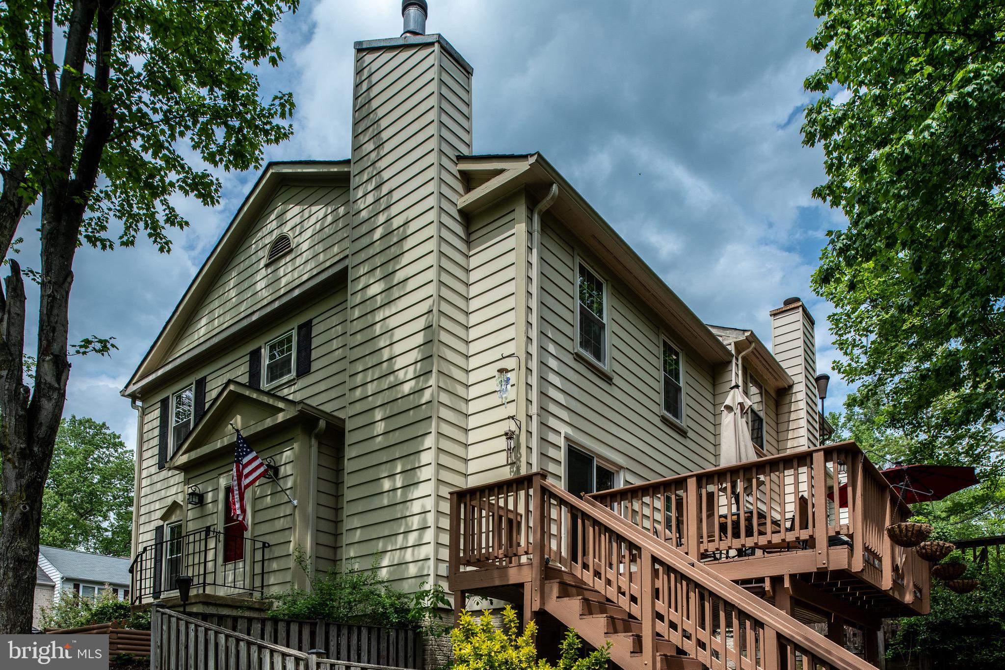 LAKE RIDGE - Residential