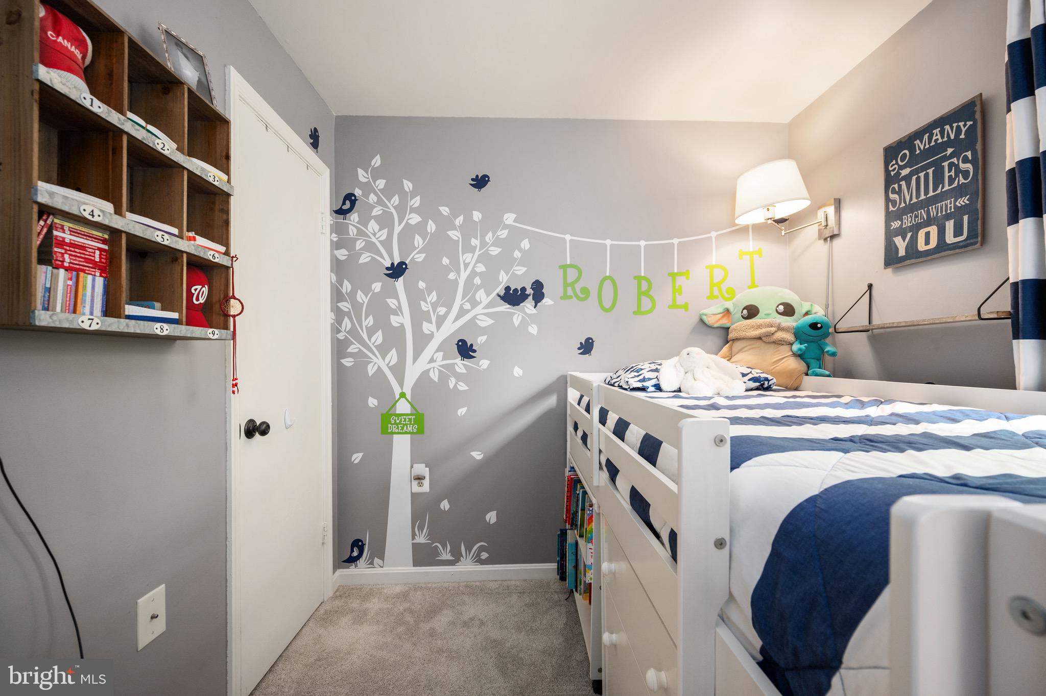 LAKE RIDGE - Residential
