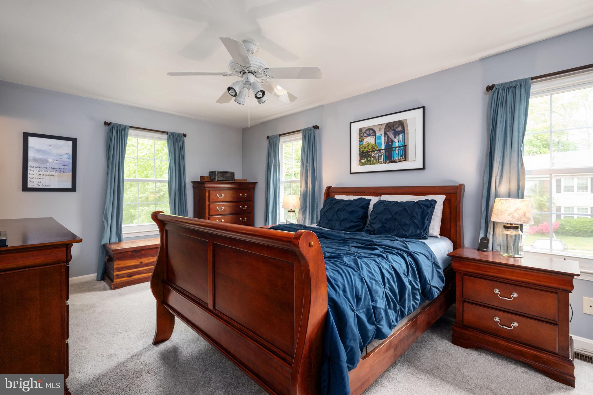 LAKE RIDGE - Residential