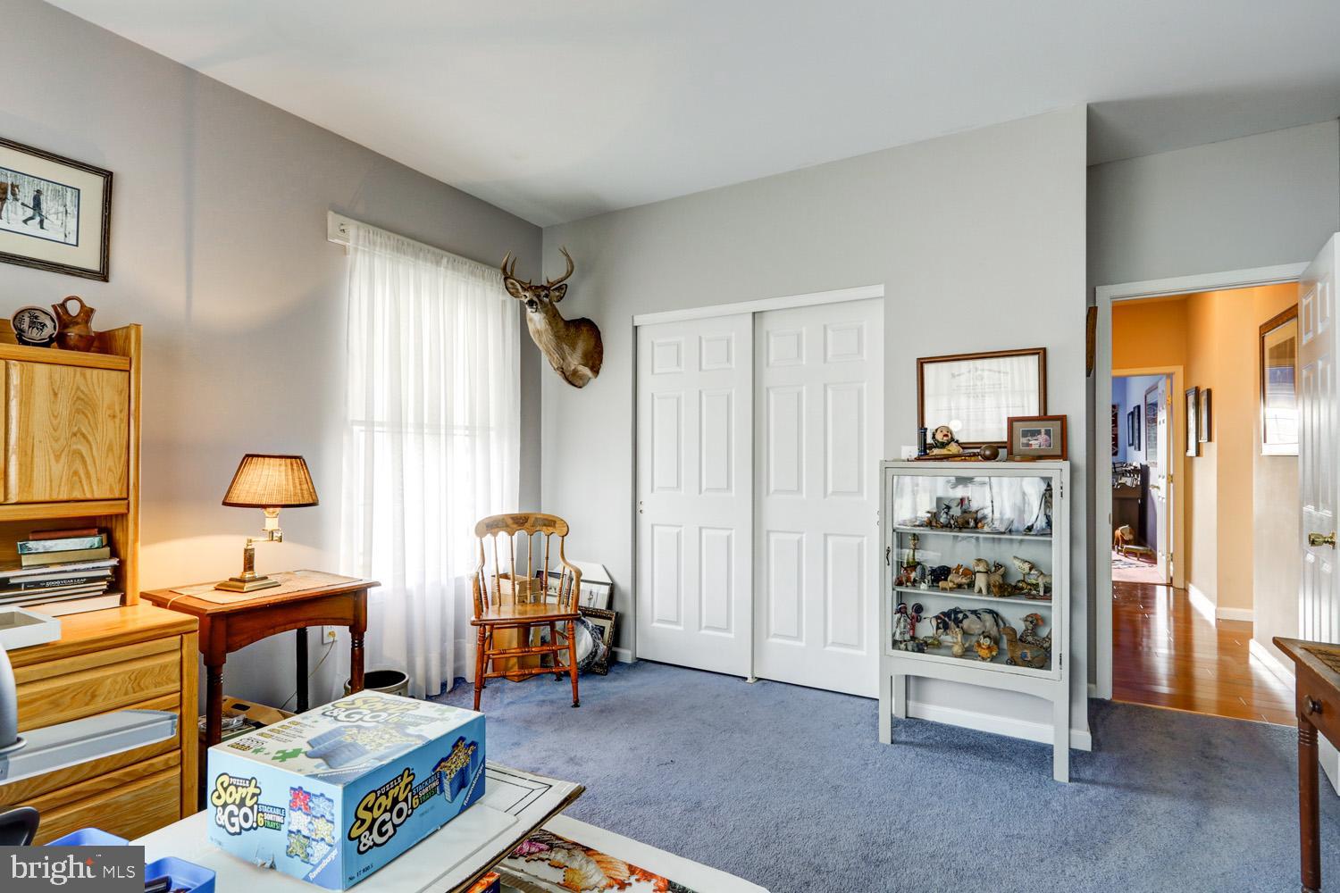 GOVERNORS POINTE - Residential