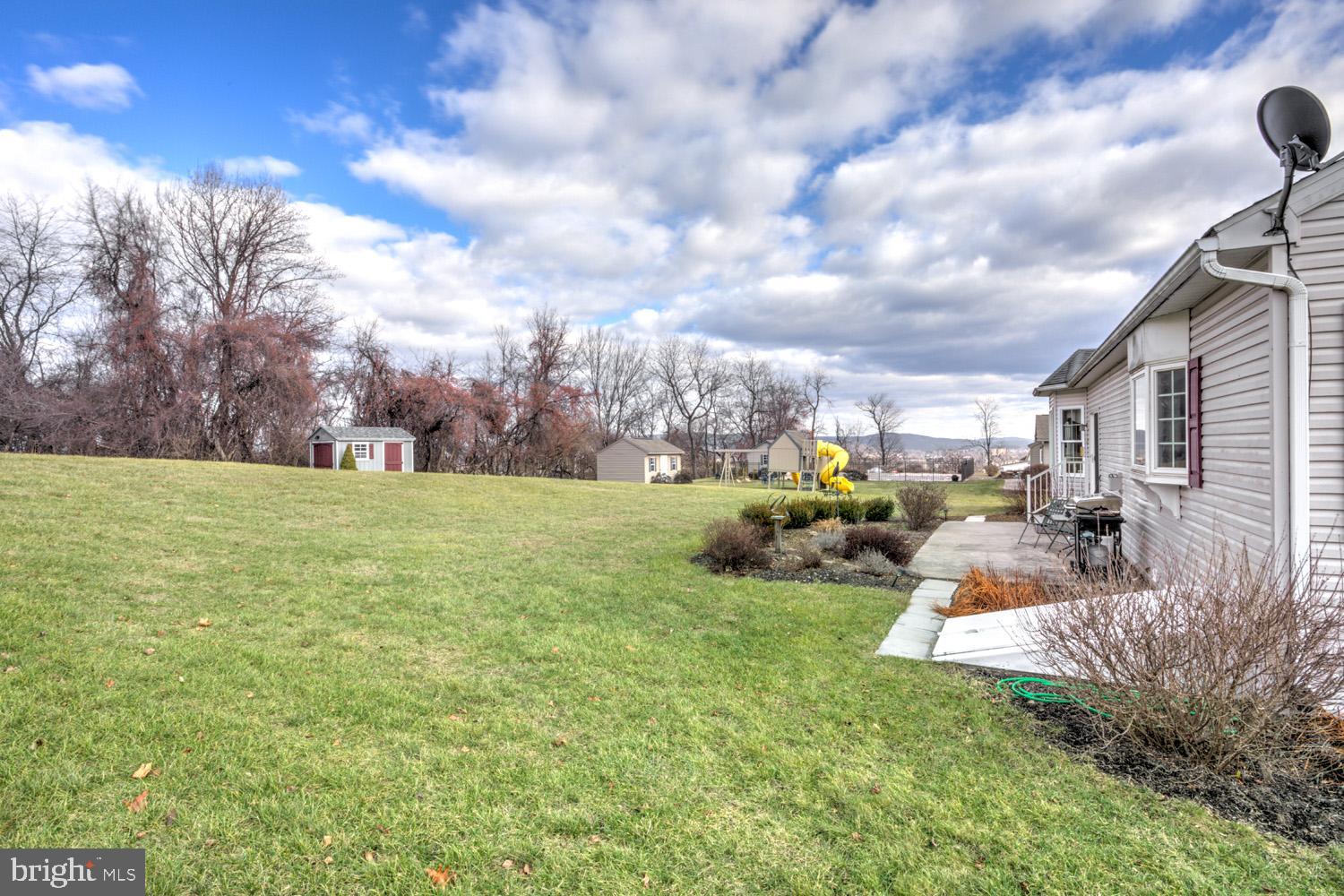 GOVERNORS POINTE - Residential