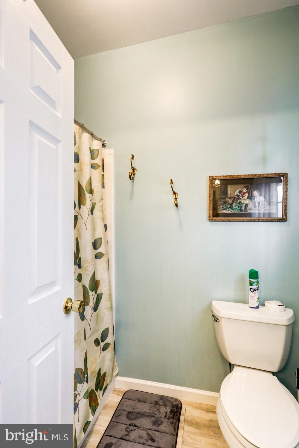 GOVERNORS POINTE - Residential