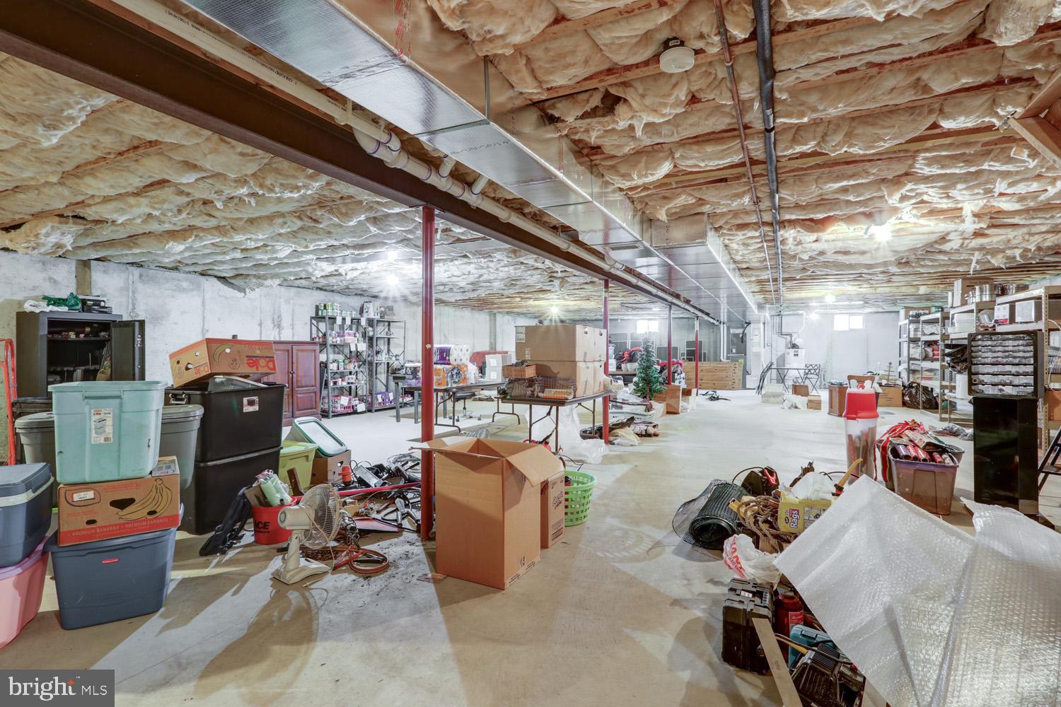 GOVERNORS POINTE - Residential