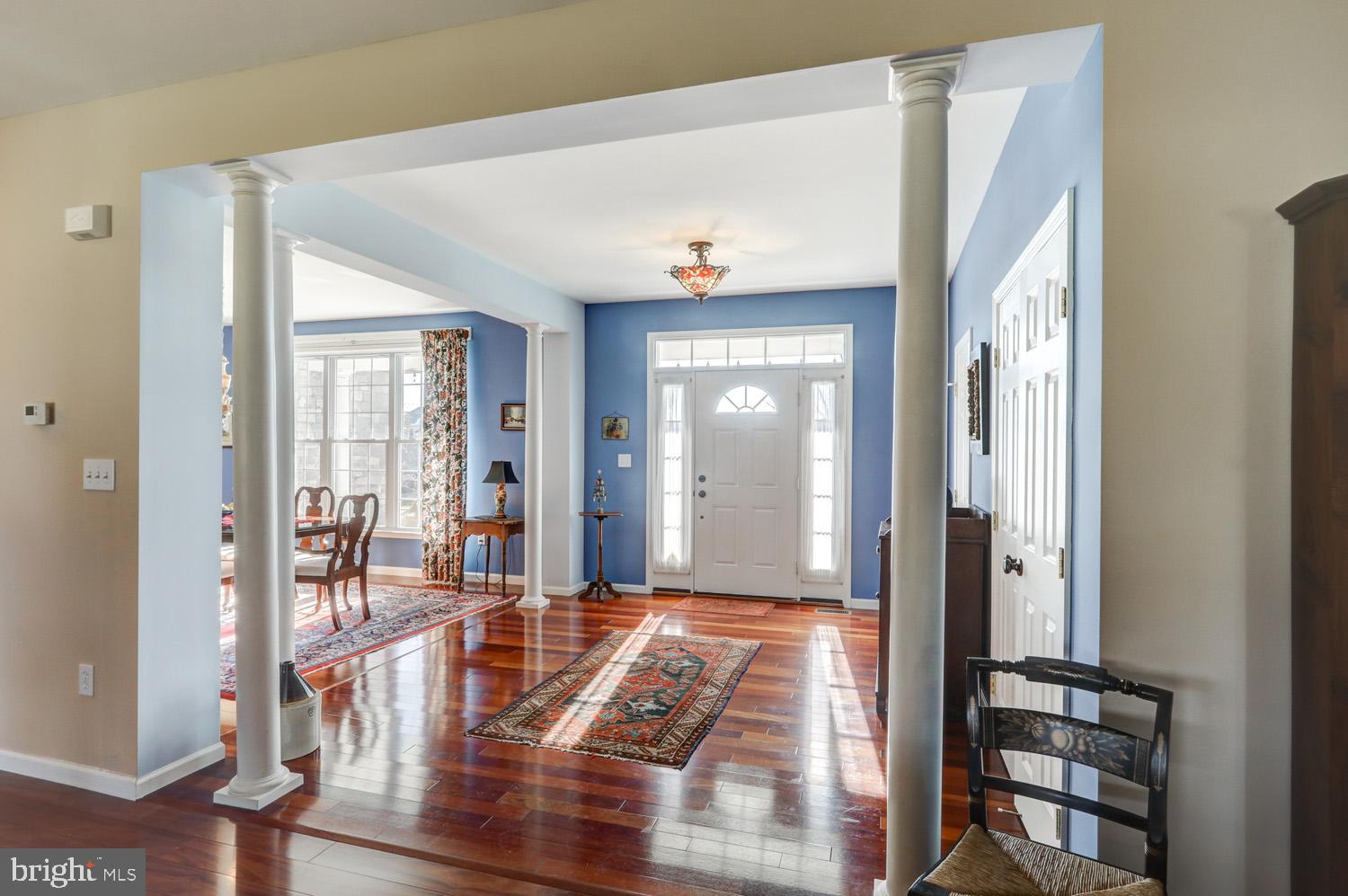 GOVERNORS POINTE - Residential