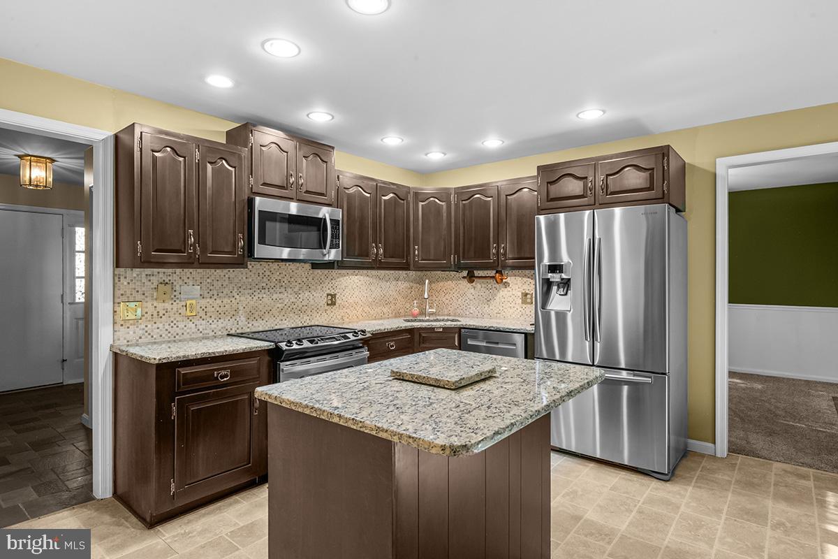 SHILLINGTON - Residential