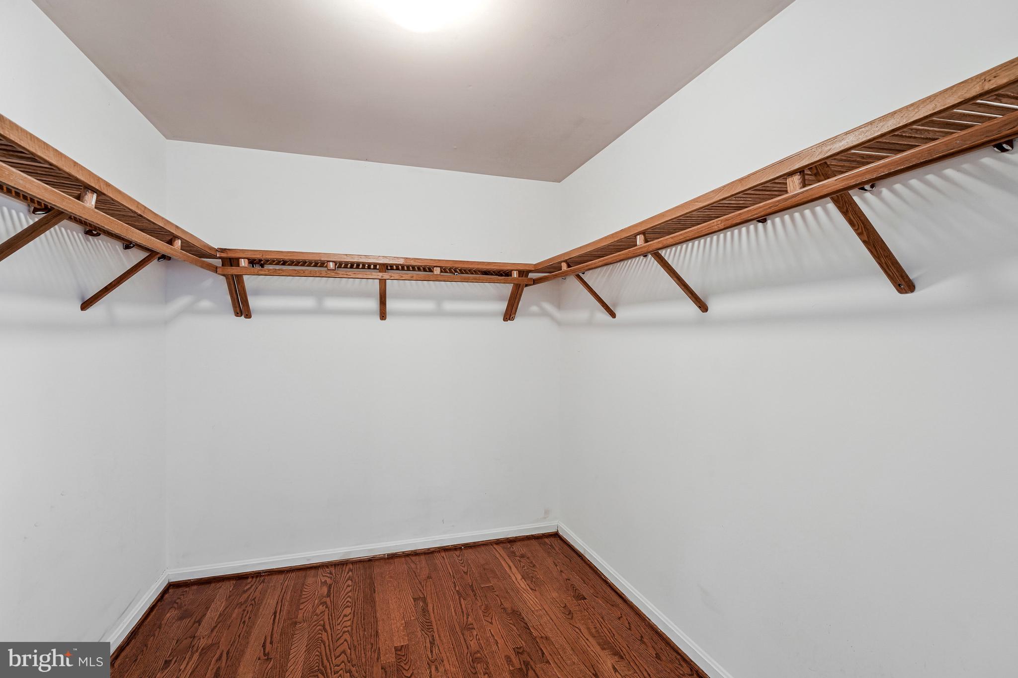 POPLAR PARK - Residential