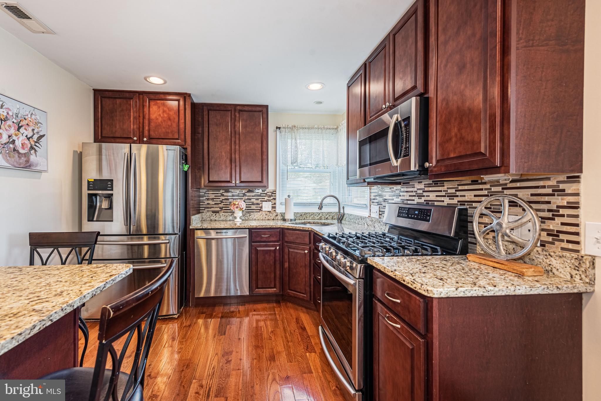 DELVALE PLACE - Residential