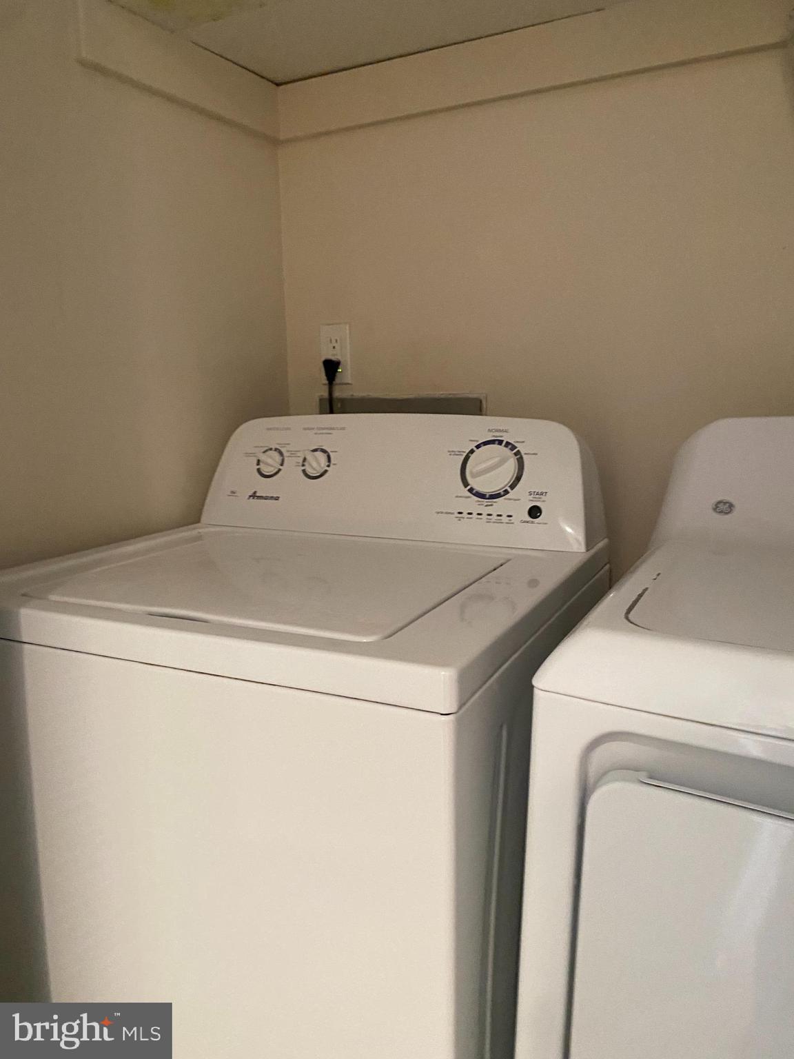 GREENE COUNTRIE - Residential Lease