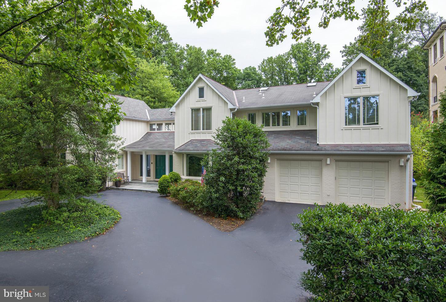 Fabulous $100,000 price reduction!!! Beautiful contemporary sited on lush 1 acre lot on sought after Arrowood Rd. Soaring ceilings,1st fl master suite & additional 4/5 BR with ensuite BA. Finished daylight LL: entertaining space, sauna, steam shower & gym. Extraordinary light-filled floor plan showcases outdoor living at its finest. Highlighted by large stone patios, tennis court & lush yard.