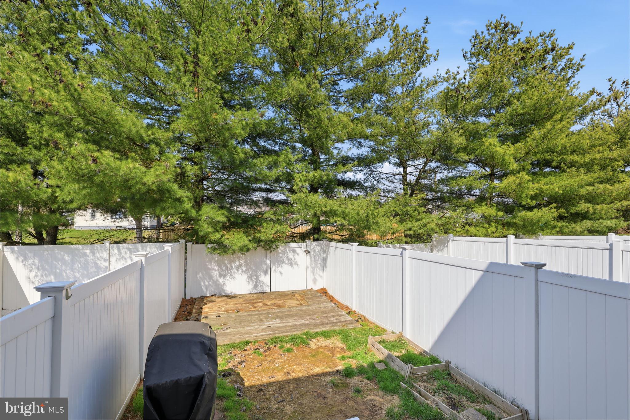 CARRIAGE KNOLL - Residential