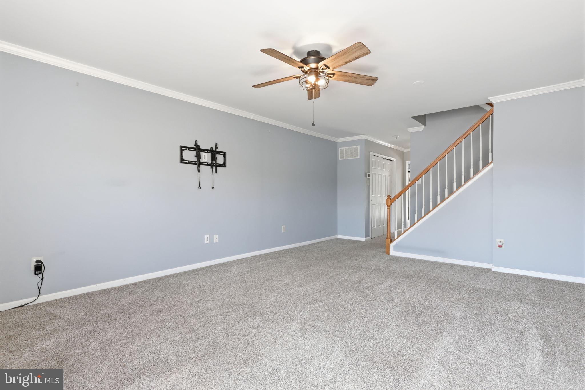 CARRIAGE KNOLL - Residential