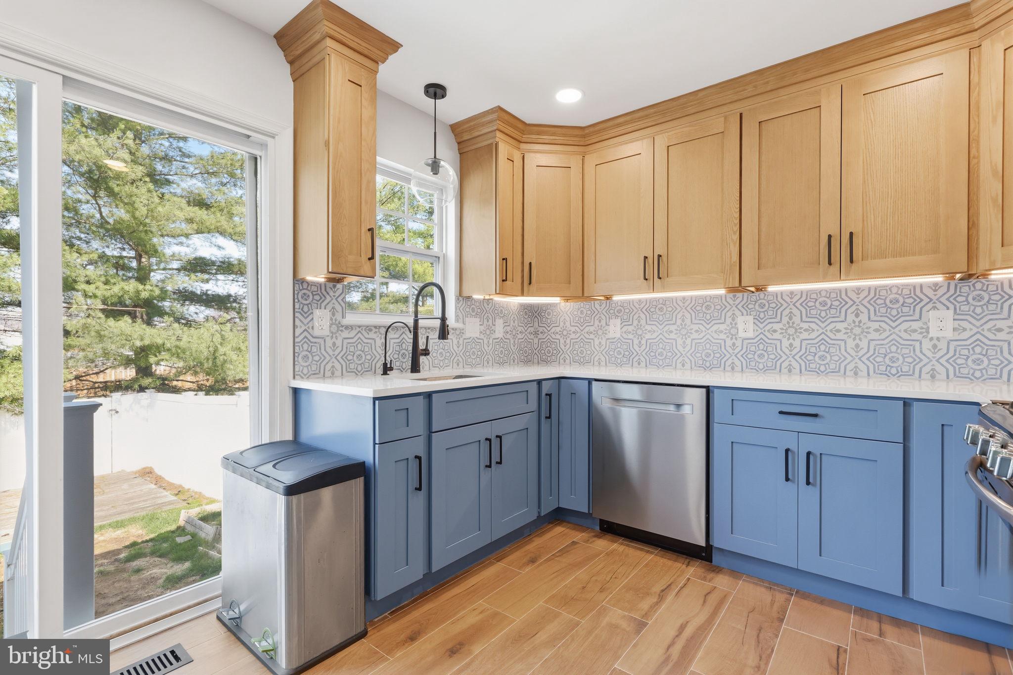 CARRIAGE KNOLL - Residential