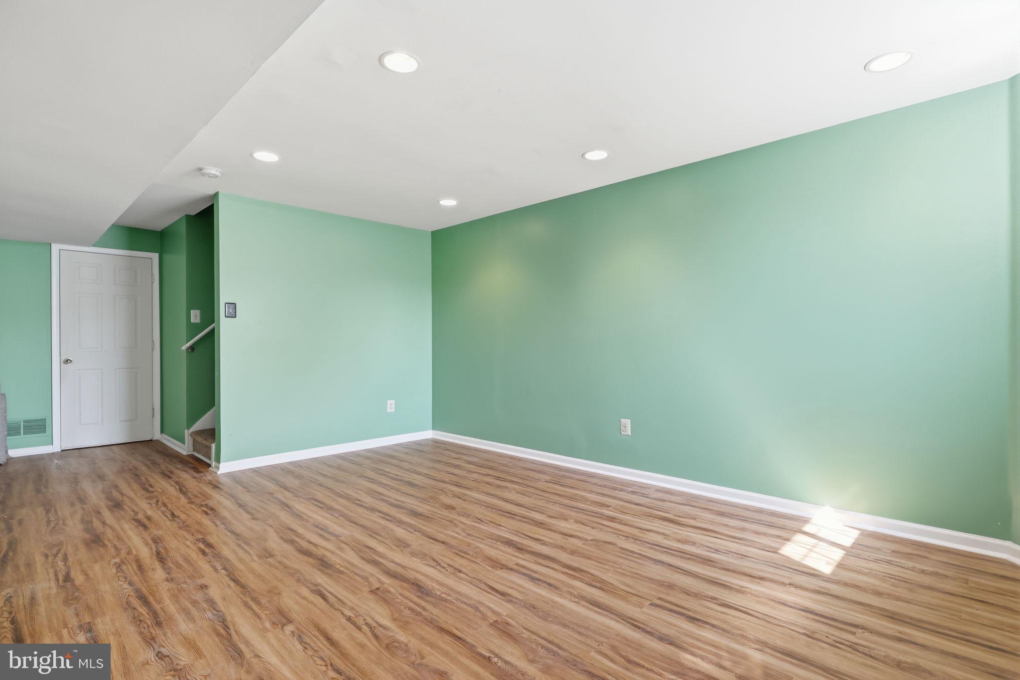 CARRIAGE KNOLL - Residential