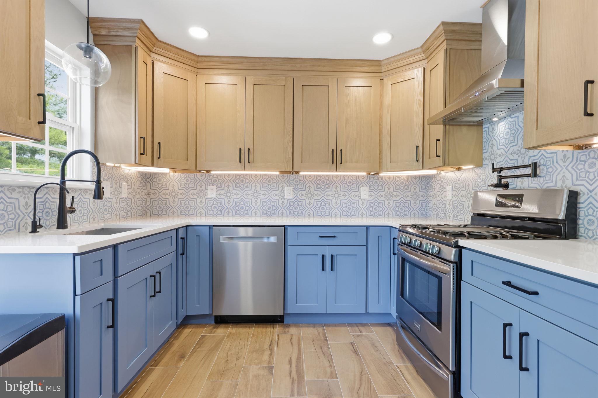 CARRIAGE KNOLL - Residential