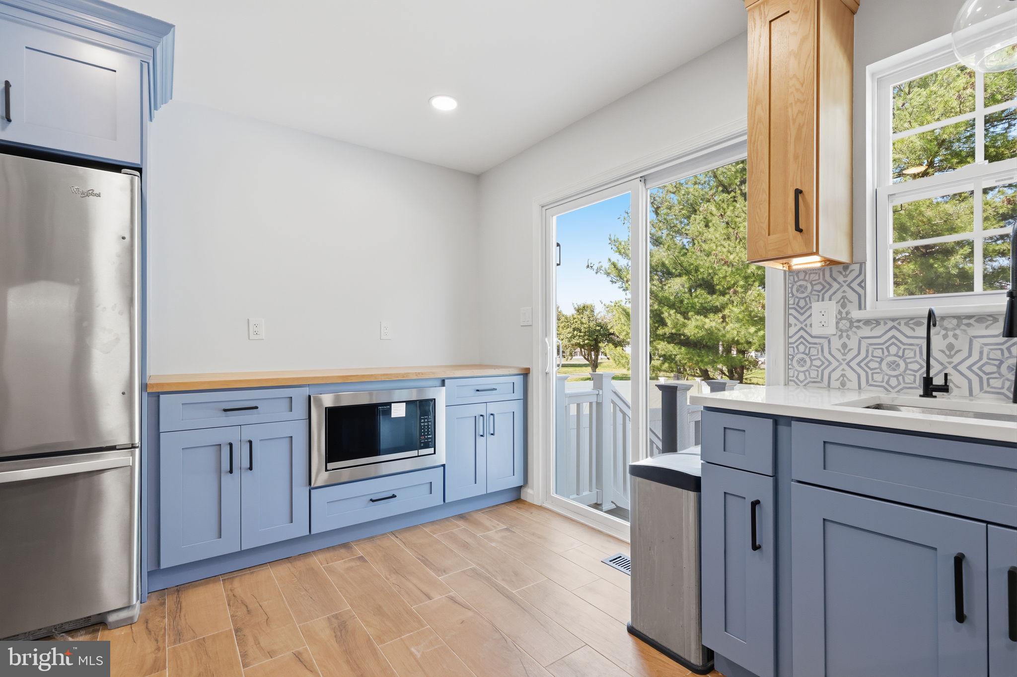 CARRIAGE KNOLL - Residential