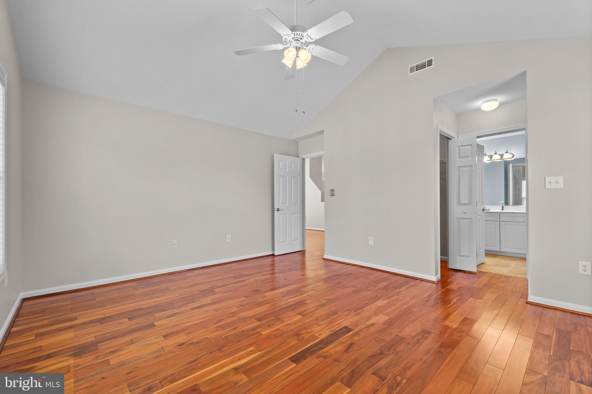 WOODLAND PARK - Residential