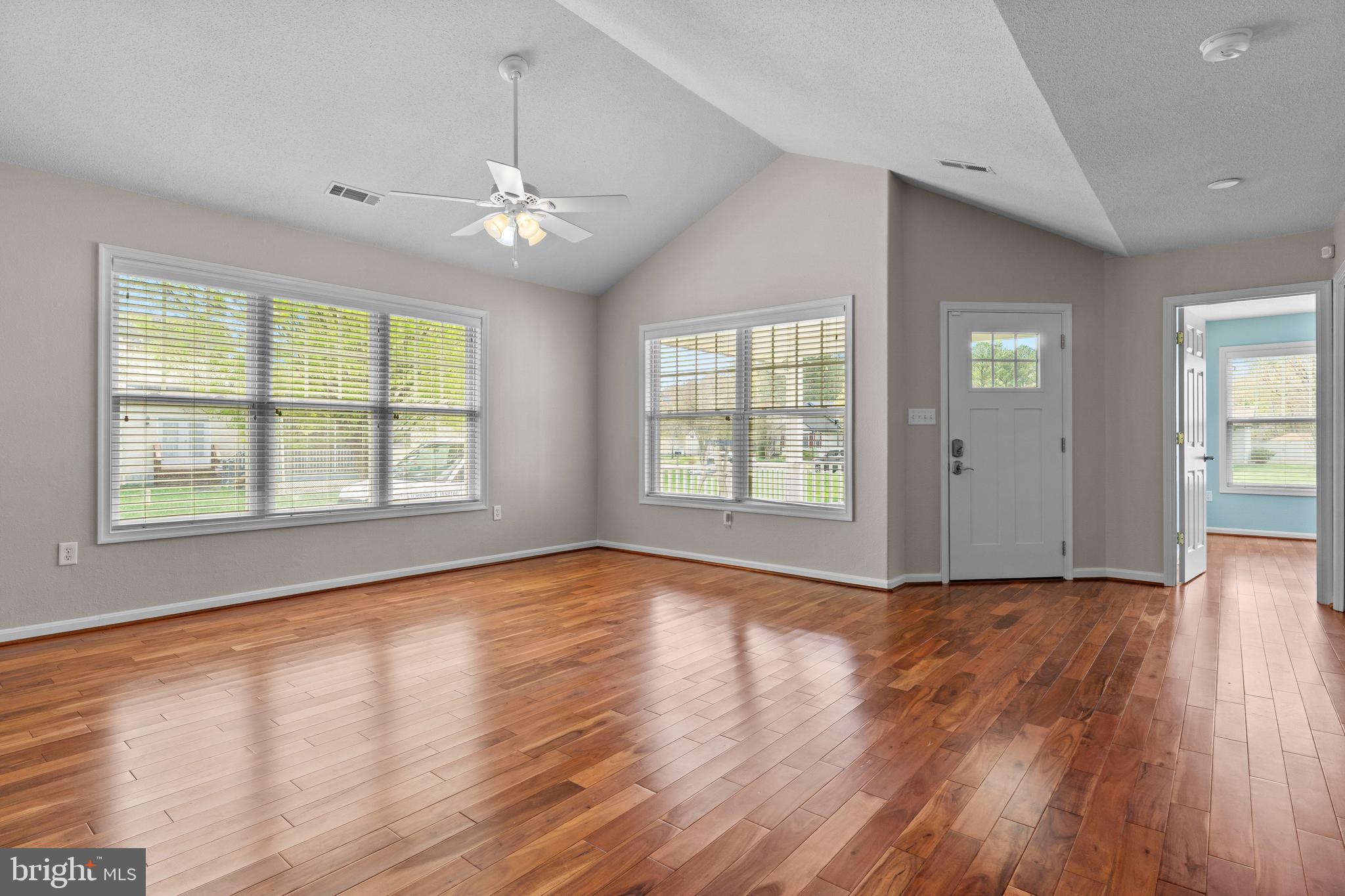 WOODLAND PARK - Residential