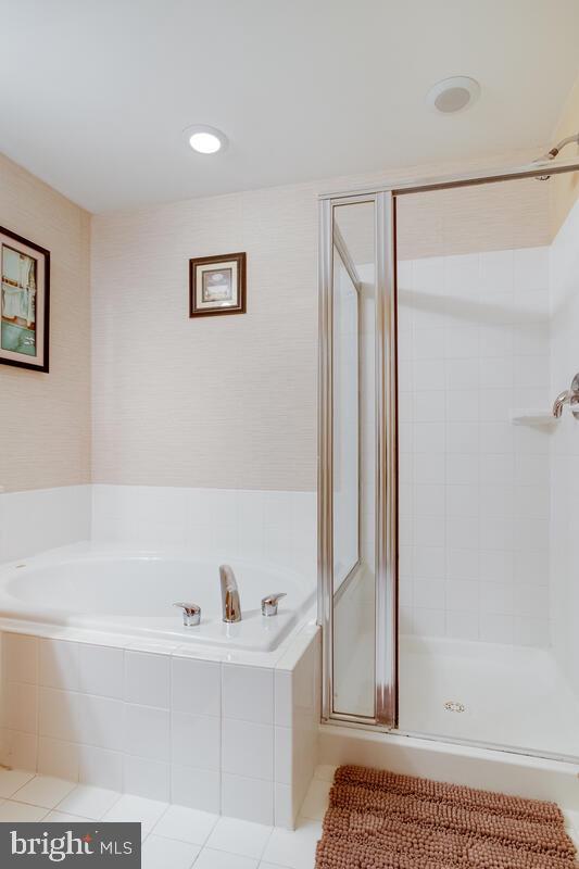 VILLAGES OF DORCHESTER - Residential