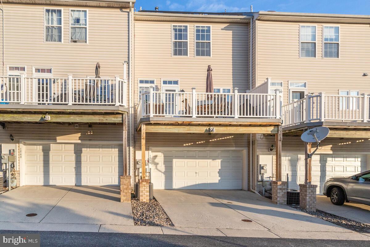 VILLAGES OF DORCHESTER - Residential