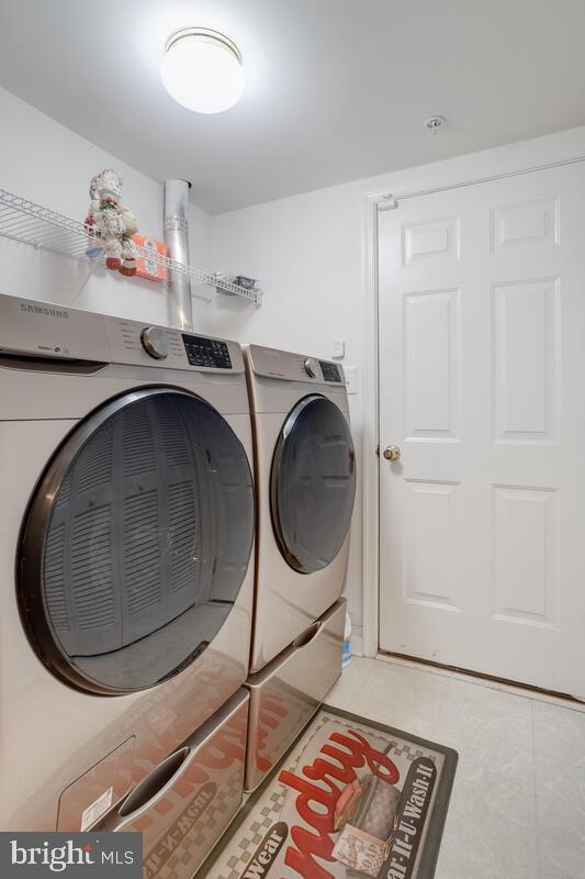 VILLAGES OF DORCHESTER - Residential