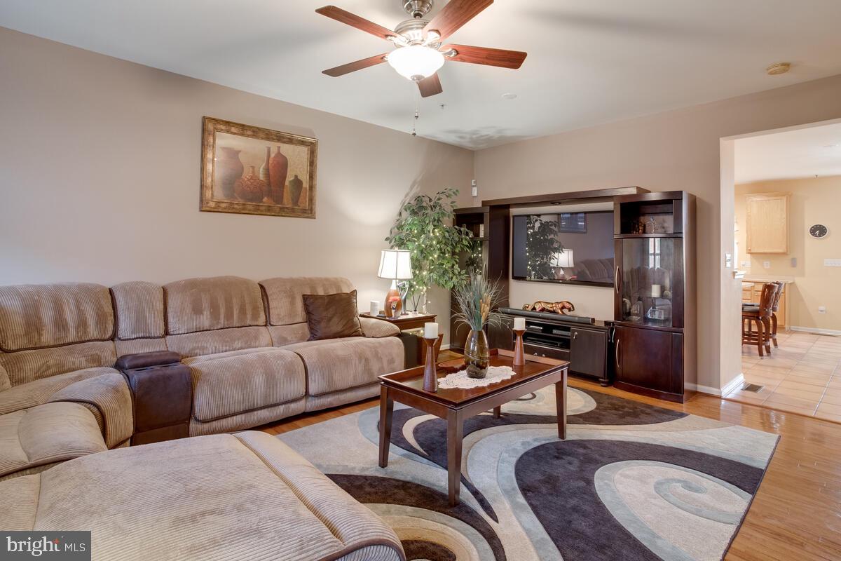 VILLAGES OF DORCHESTER - Residential