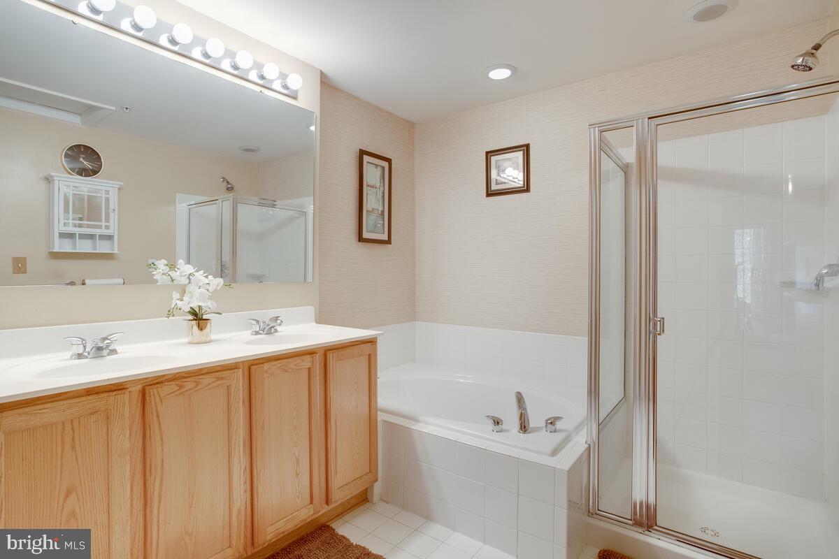 VILLAGES OF DORCHESTER - Residential