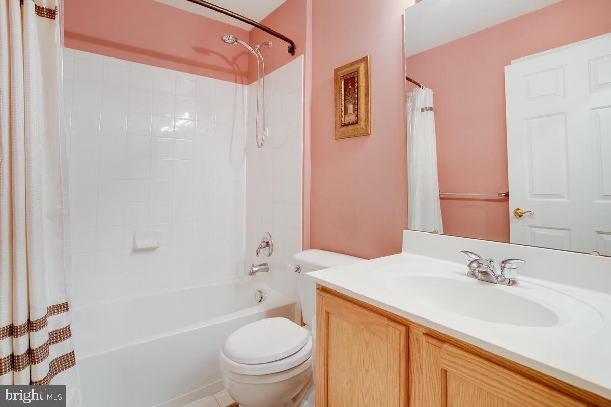 VILLAGES OF DORCHESTER - Residential