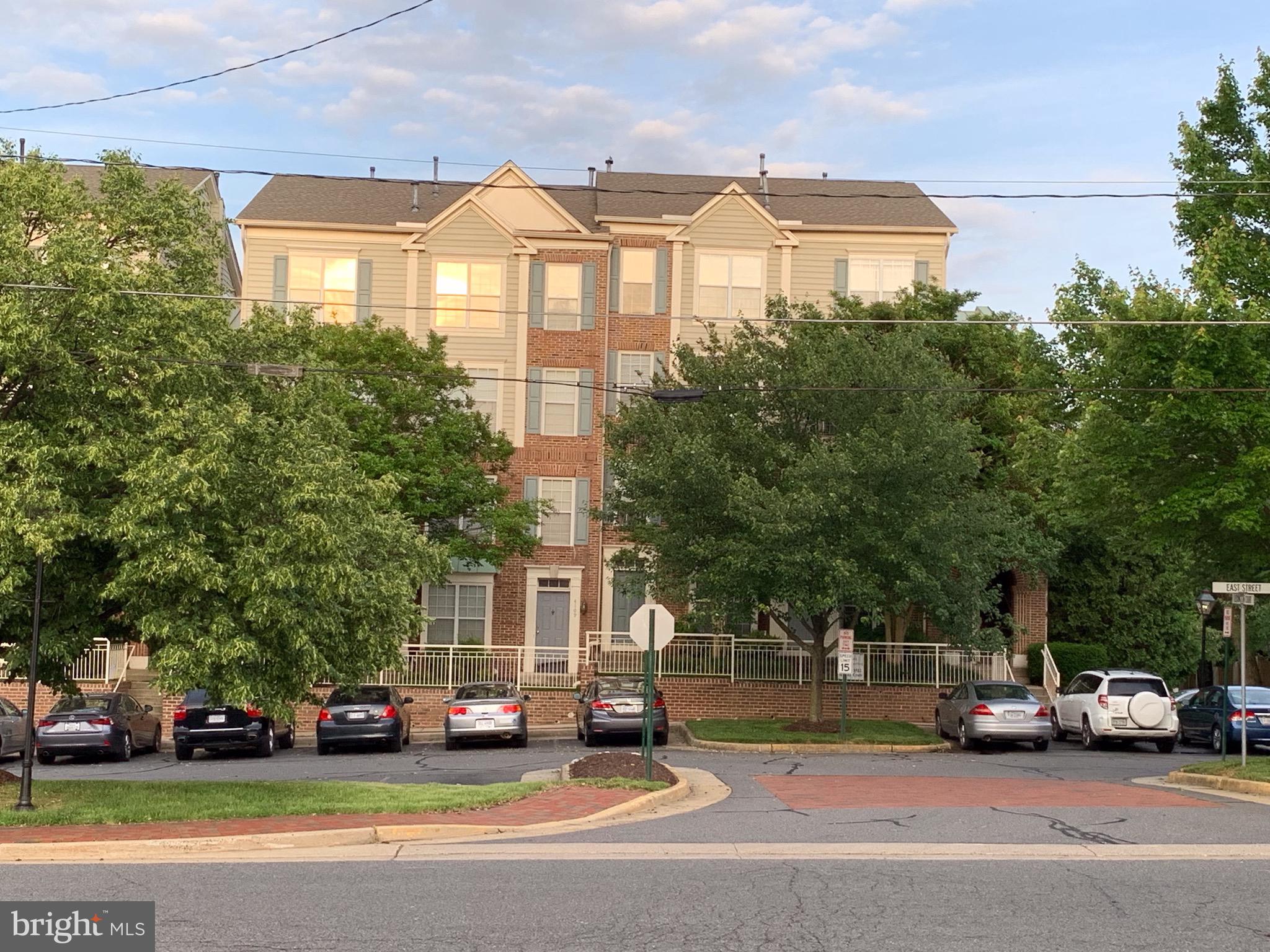 THE CROSSINGS - Residential Lease