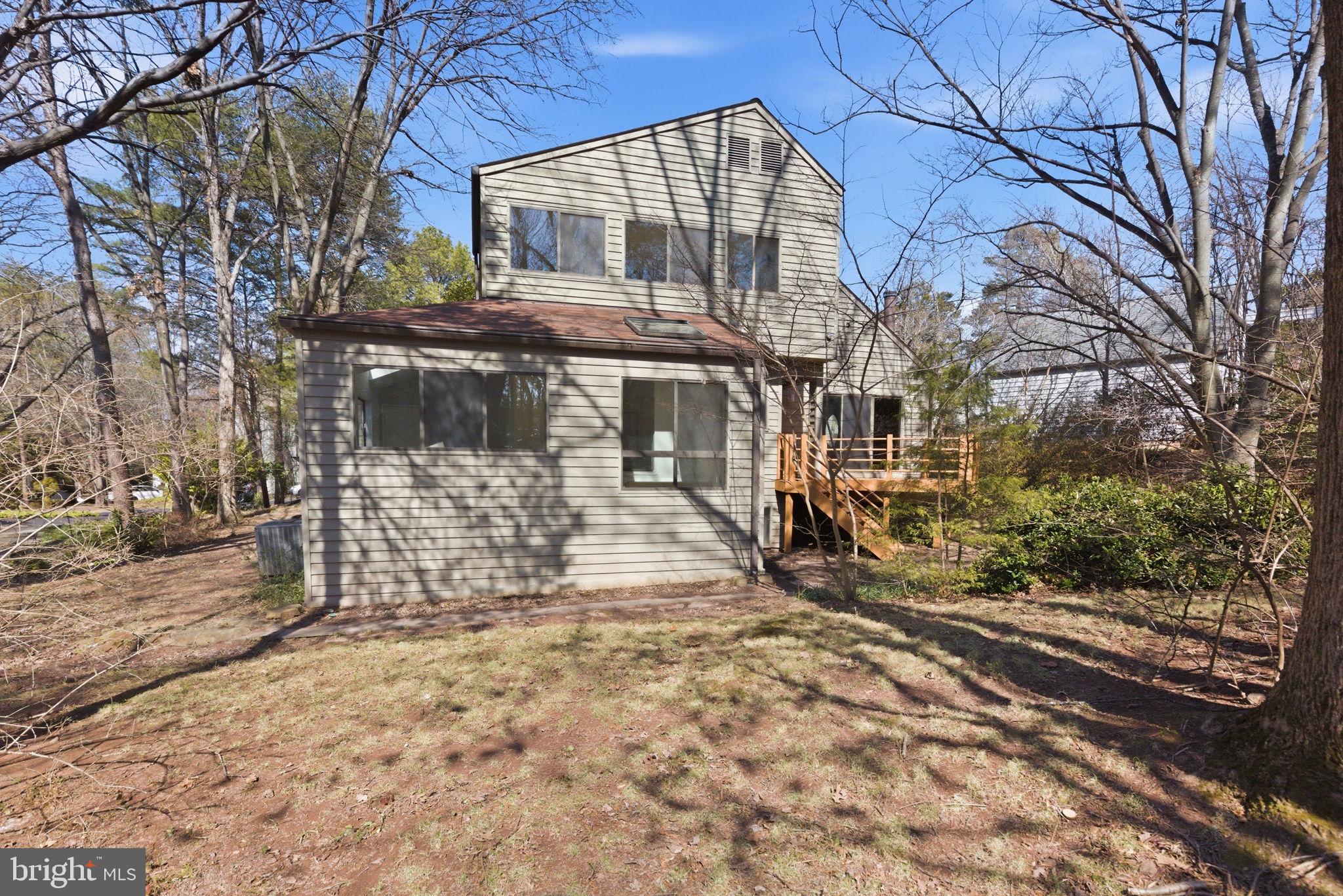 RESTON - Residential