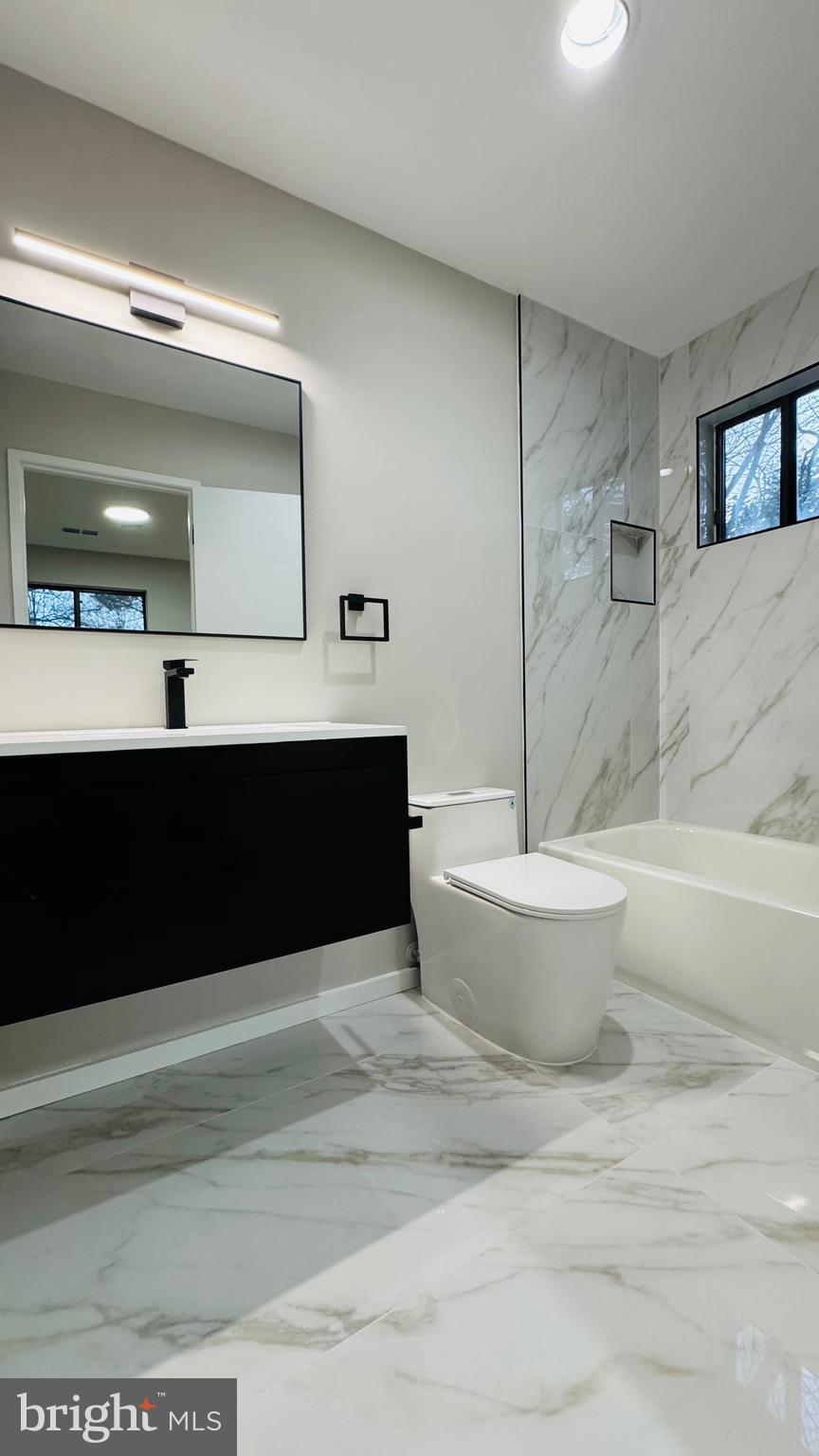 RESTON - Residential