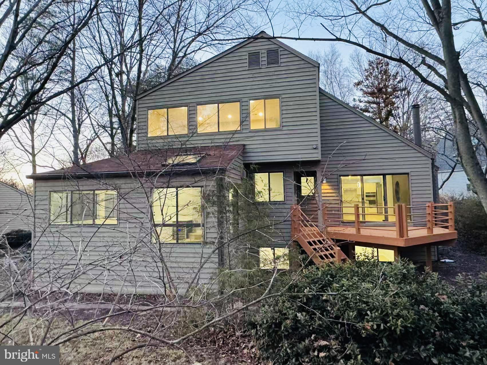 RESTON - Residential