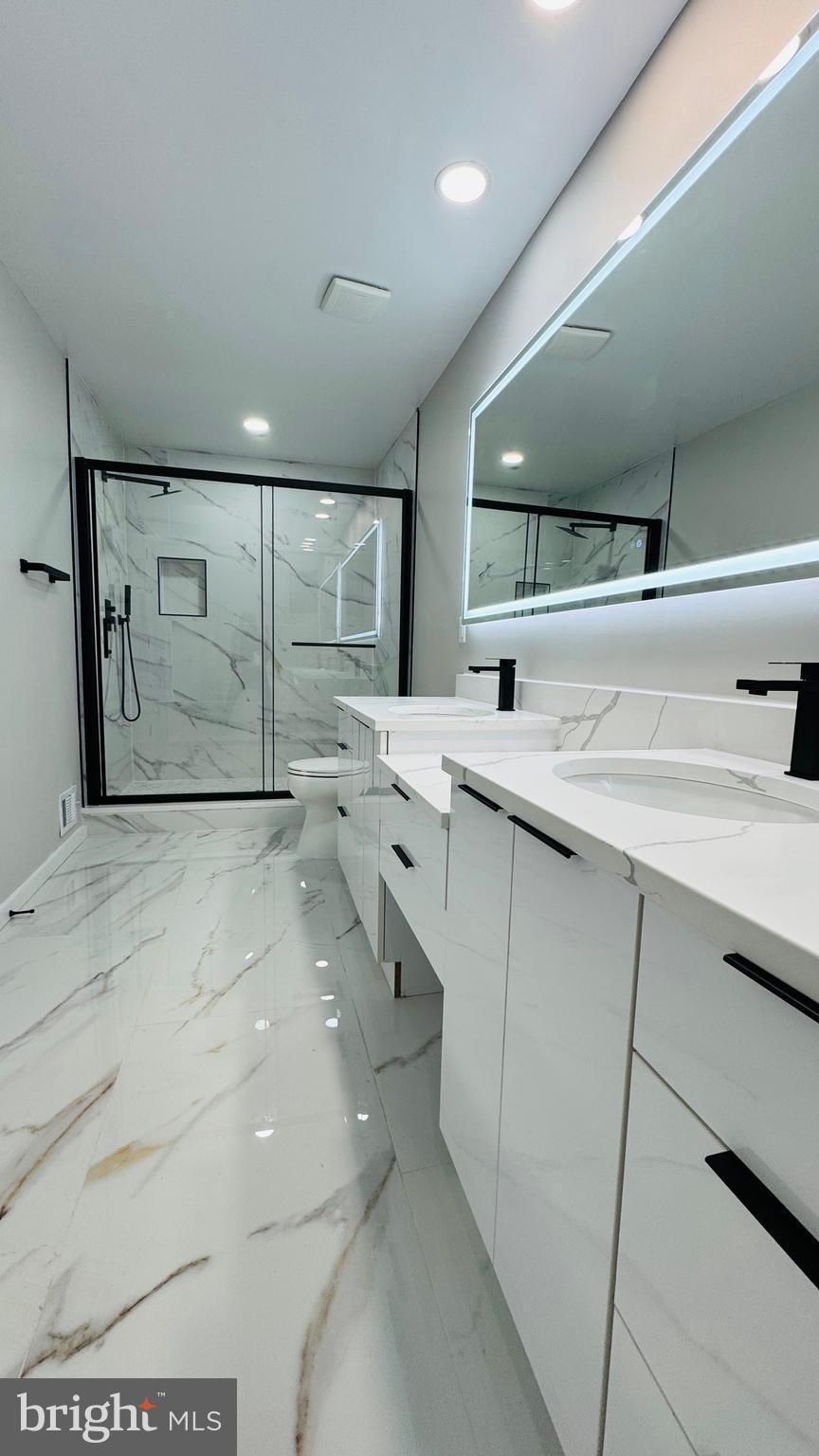 RESTON - Residential