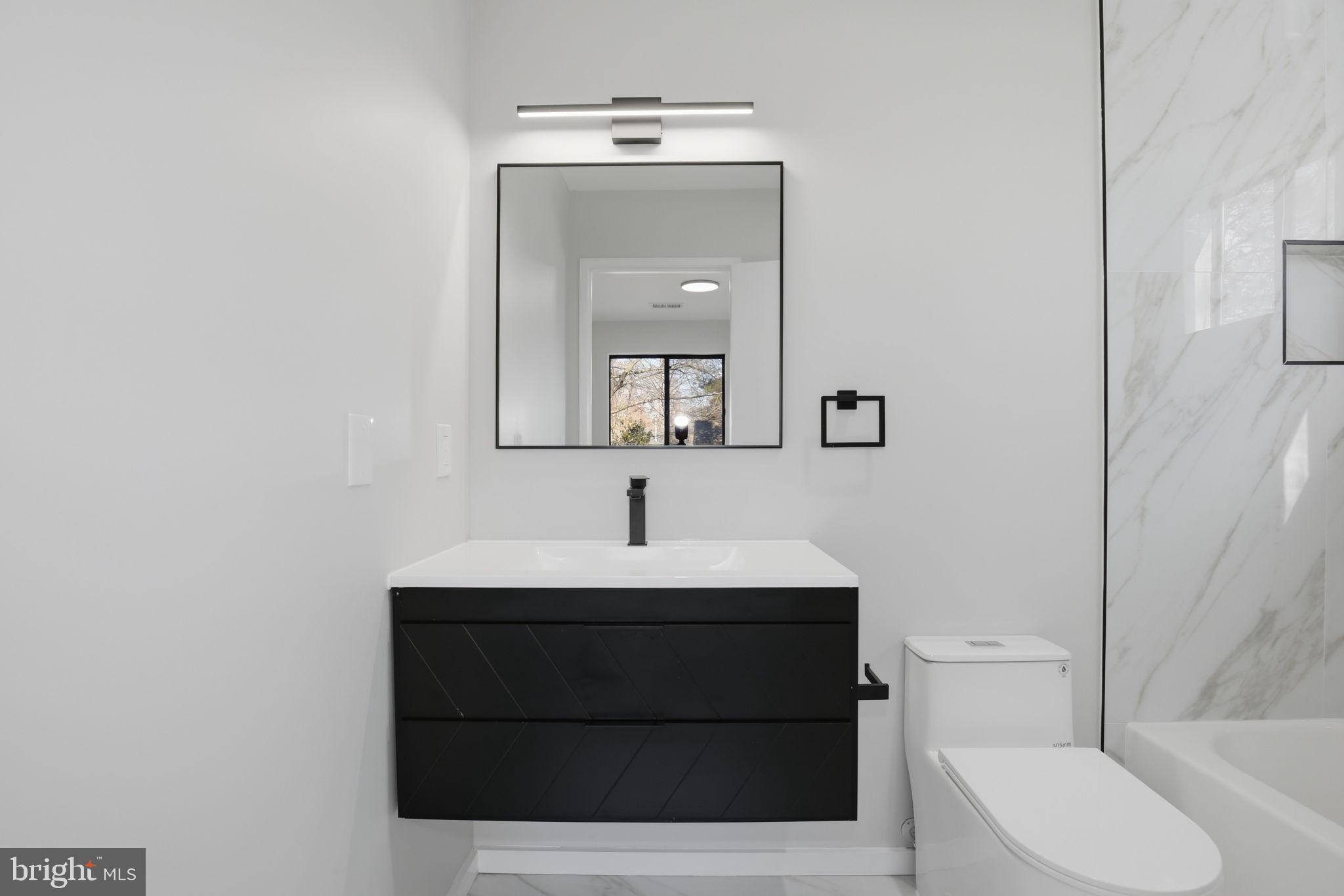 RESTON - Residential