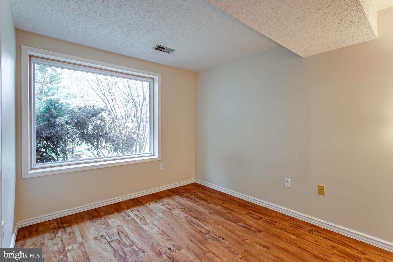 T D BURGESS ADDN - Residential