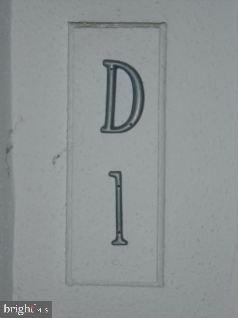 1011 HUNTER STREET D-1