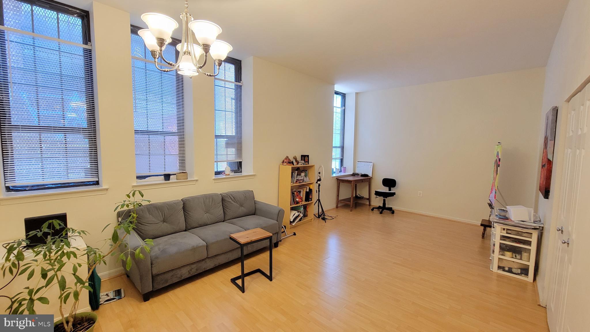 1011 HUNTER STREET D-1