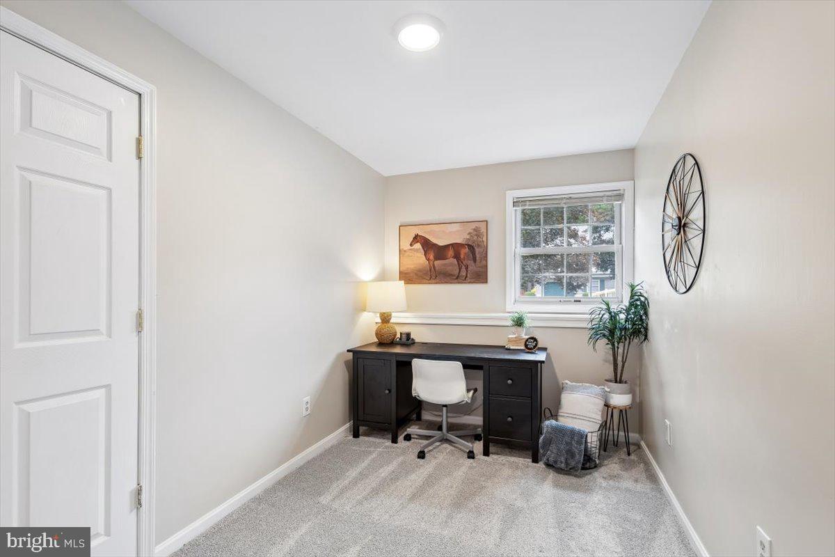 SANDY OAKS - Residential