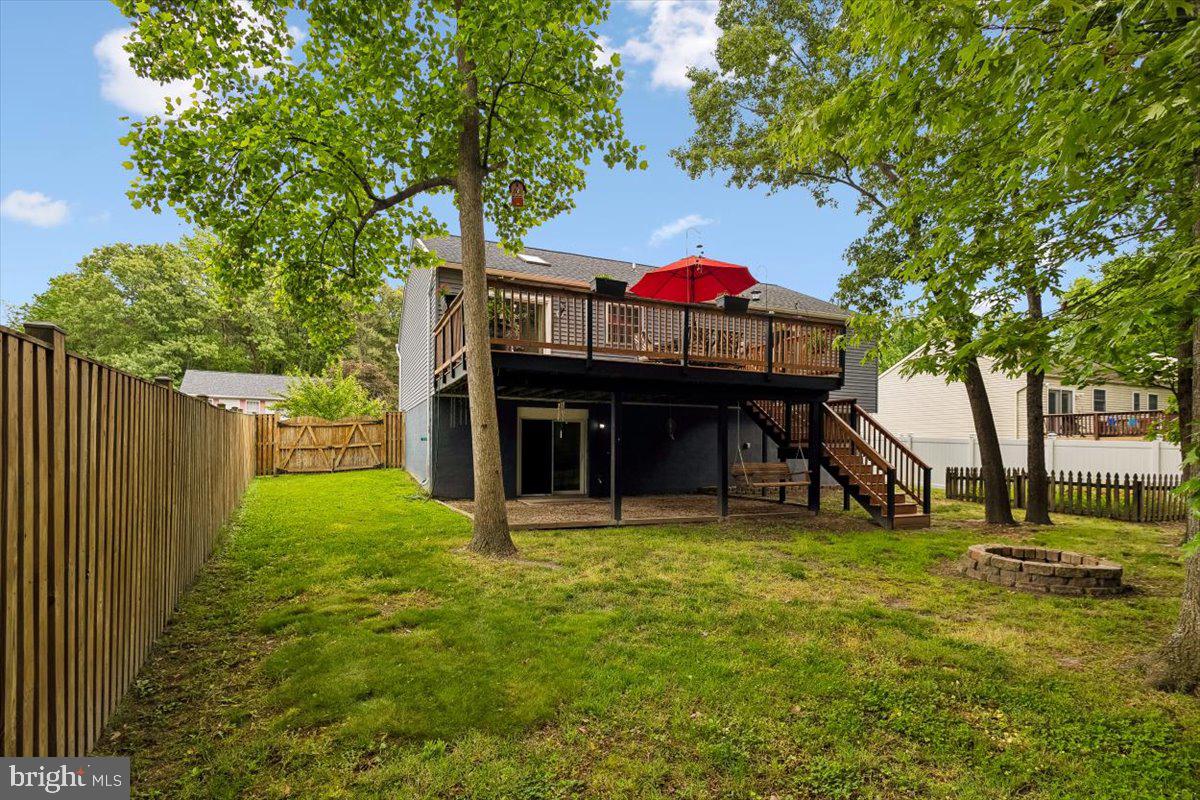 SANDY OAKS - Residential