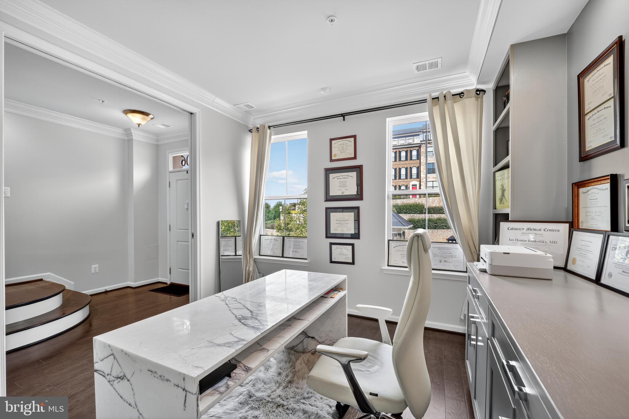 NATIONAL HARBOR - Residential