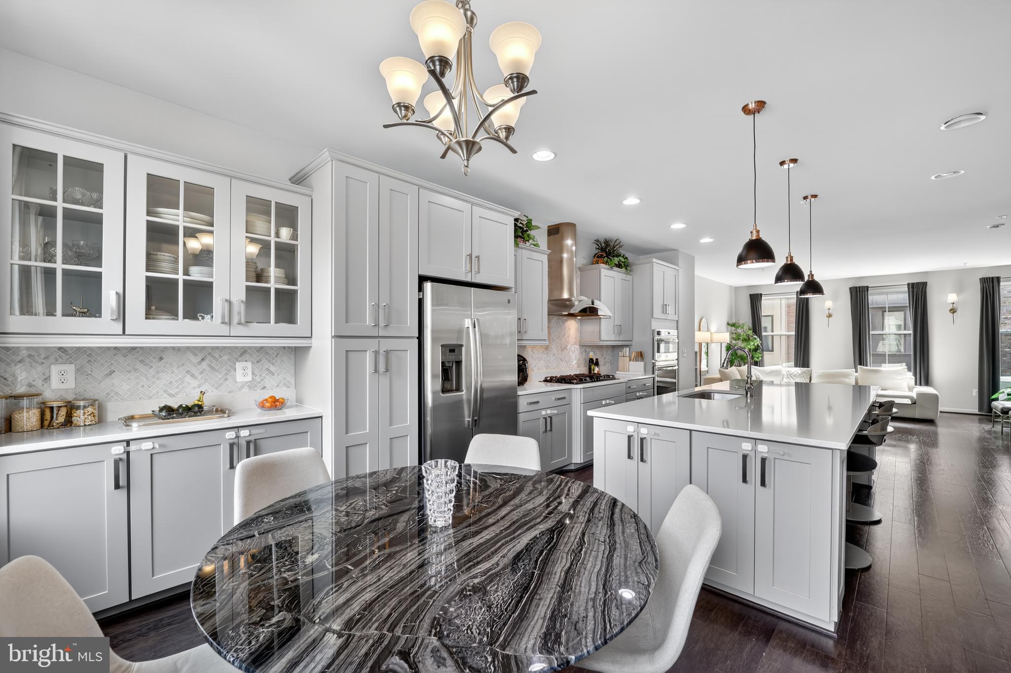 NATIONAL HARBOR - Residential