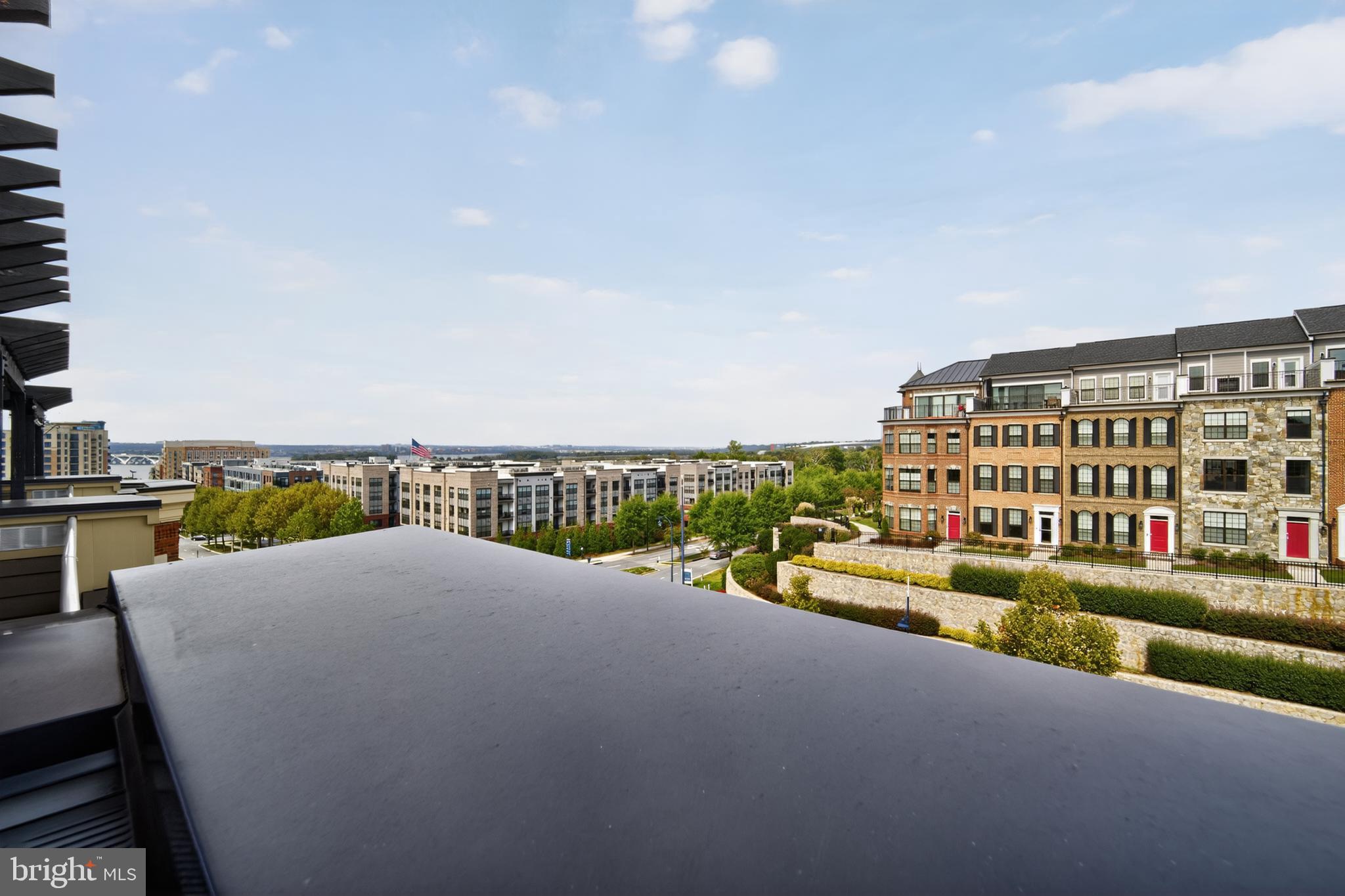 NATIONAL HARBOR - Residential