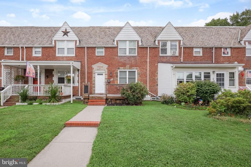 Welcome home to this charming, move-in ready home with all the upgrades and comforts a home should have! Chef's kitchen with stainless steel appliances and granite countertops, hardwood floors, finished basement with full bath, large living room and lovely front porch for relaxing and entertaining! Fenced rear yard with detached garage! Won't last long! Schedule your showing today!