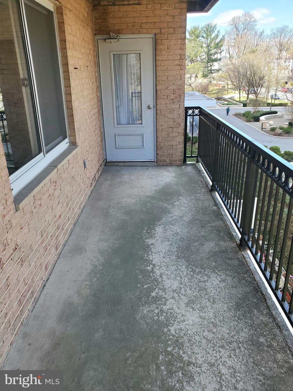 WOODSIDE - Residential Lease