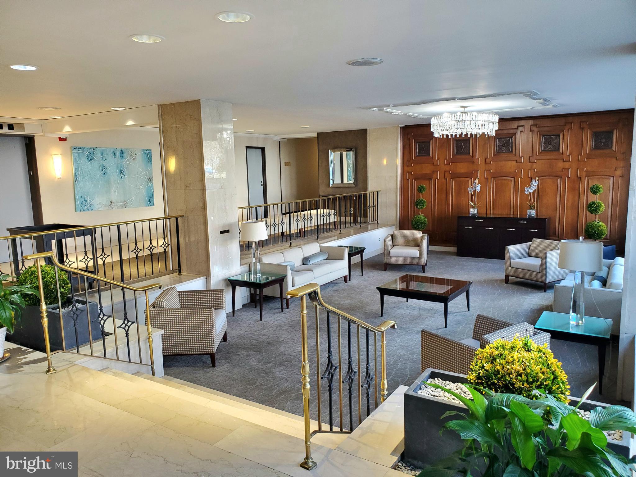 WOODSIDE - Residential Lease