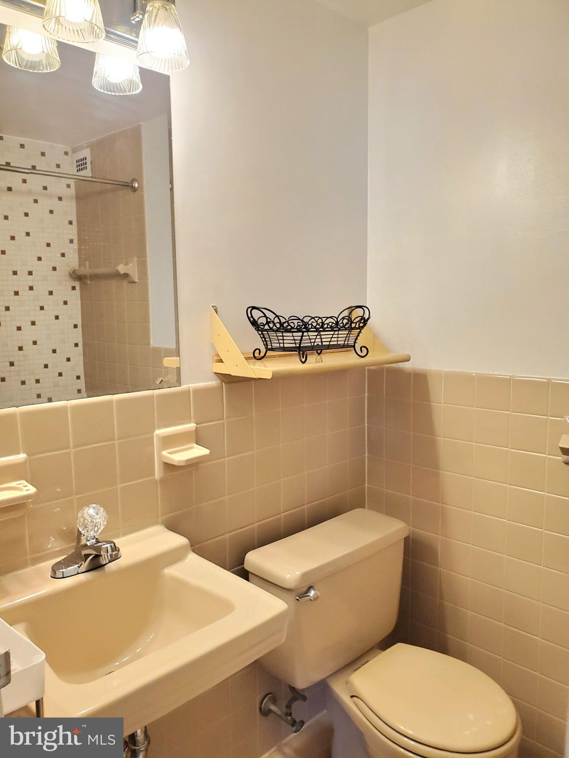 WOODSIDE - Residential Lease