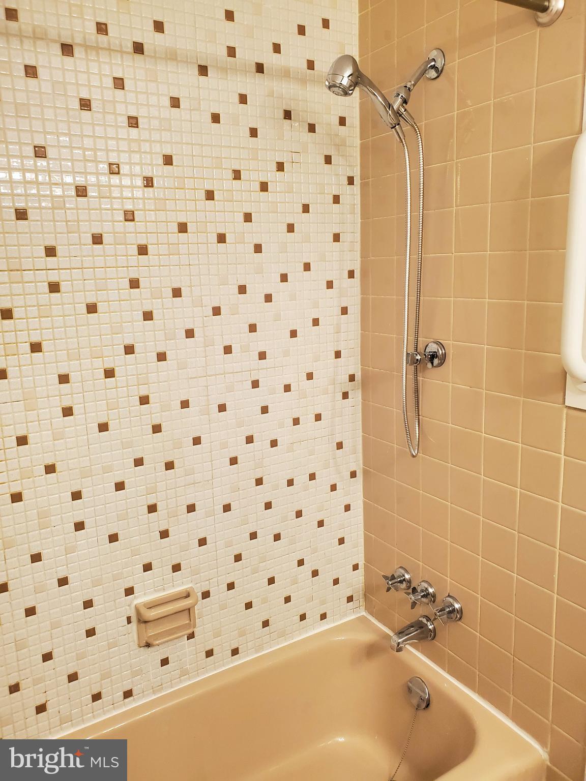 WOODSIDE - Residential Lease