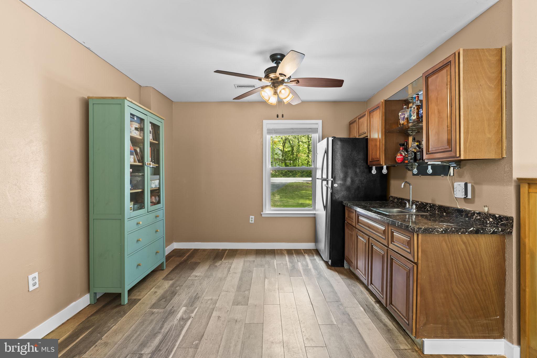 BROOKESIDE - Residential