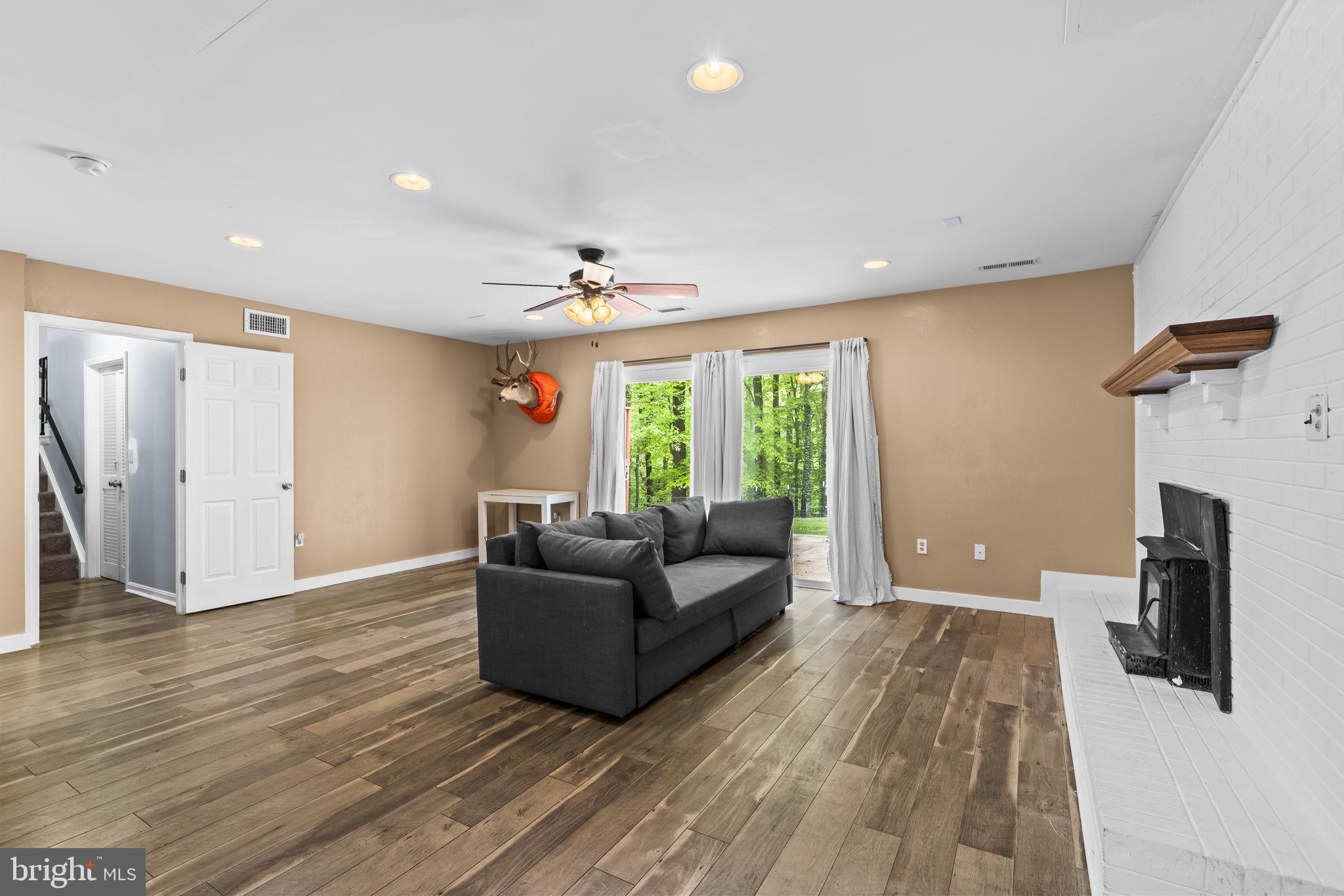 BROOKESIDE - Residential