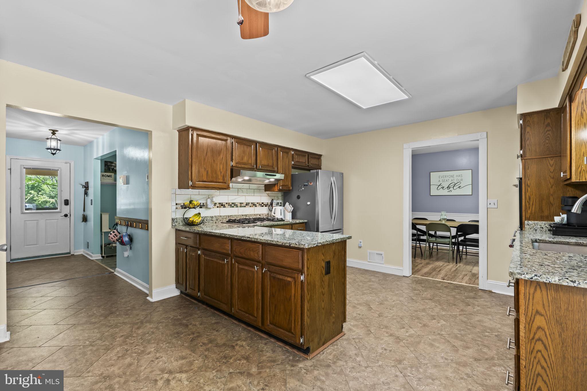 BROOKESIDE - Residential